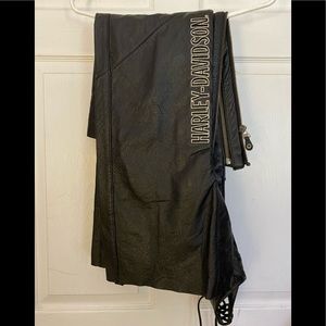 Harley Davidson ladies size medium leather chaps